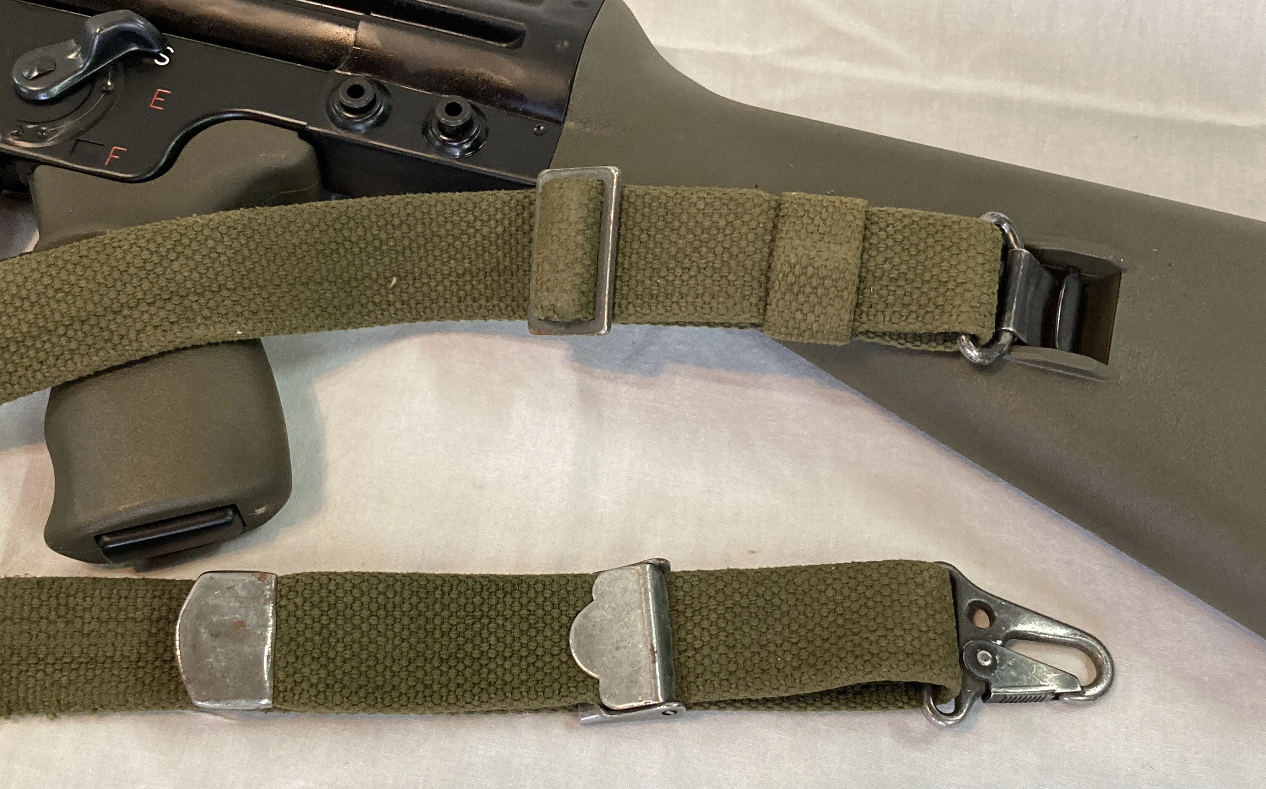 Vintage Danish Military-Issued M/75 G3 Rifle Sling - Durable Canvas and Leather Adjustments