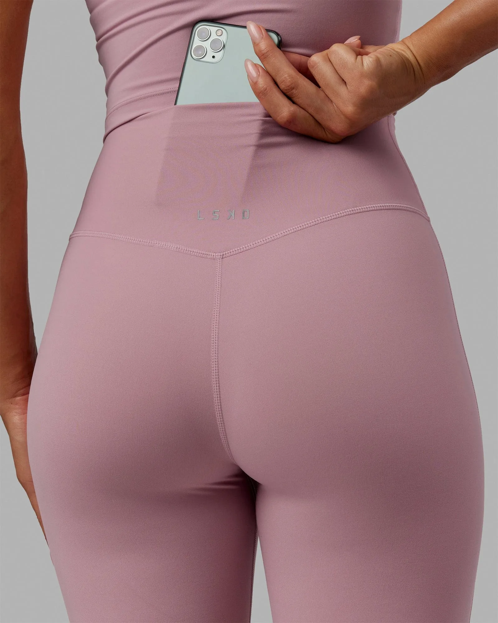 Elixir 7/8 Length Leggings - Cosmetic Pink