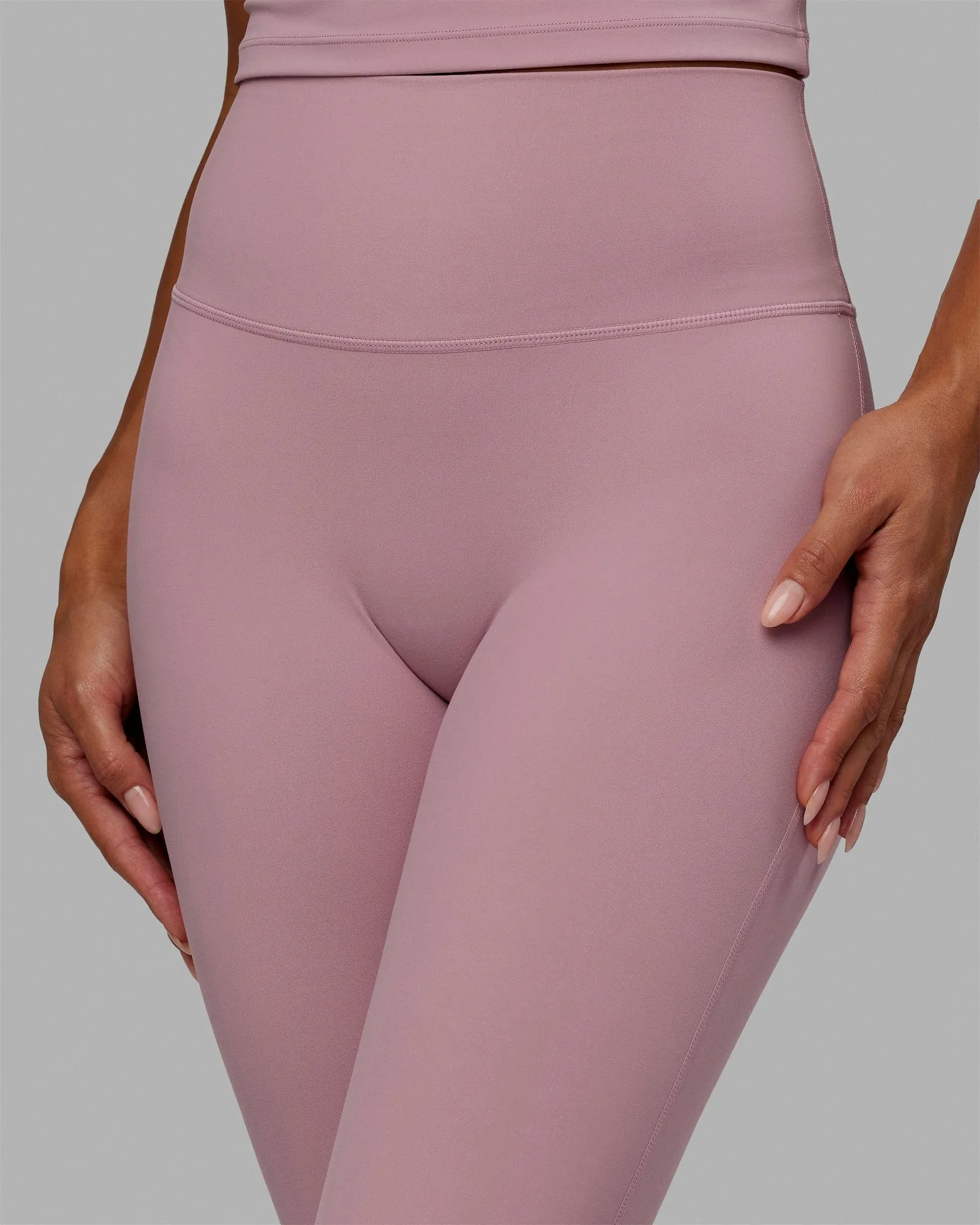 Elixir 7/8 Length Leggings - Cosmetic Pink