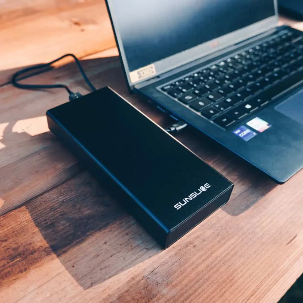 Gravity 27'000 mAh - Power Bank for Laptop