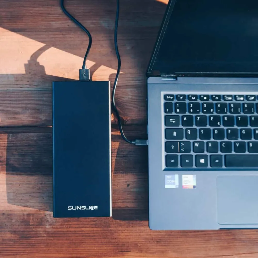 Gravity 27'000 mAh - Power Bank for Laptop